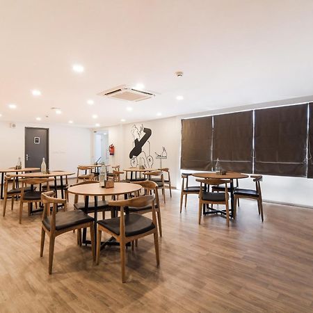 Super Townhouse Xotel Ченнаї Екстер'єр фото