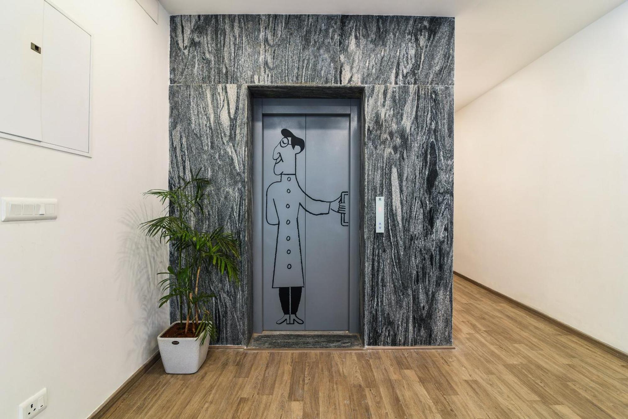 Super Townhouse Xotel Ченнаї Екстер'єр фото