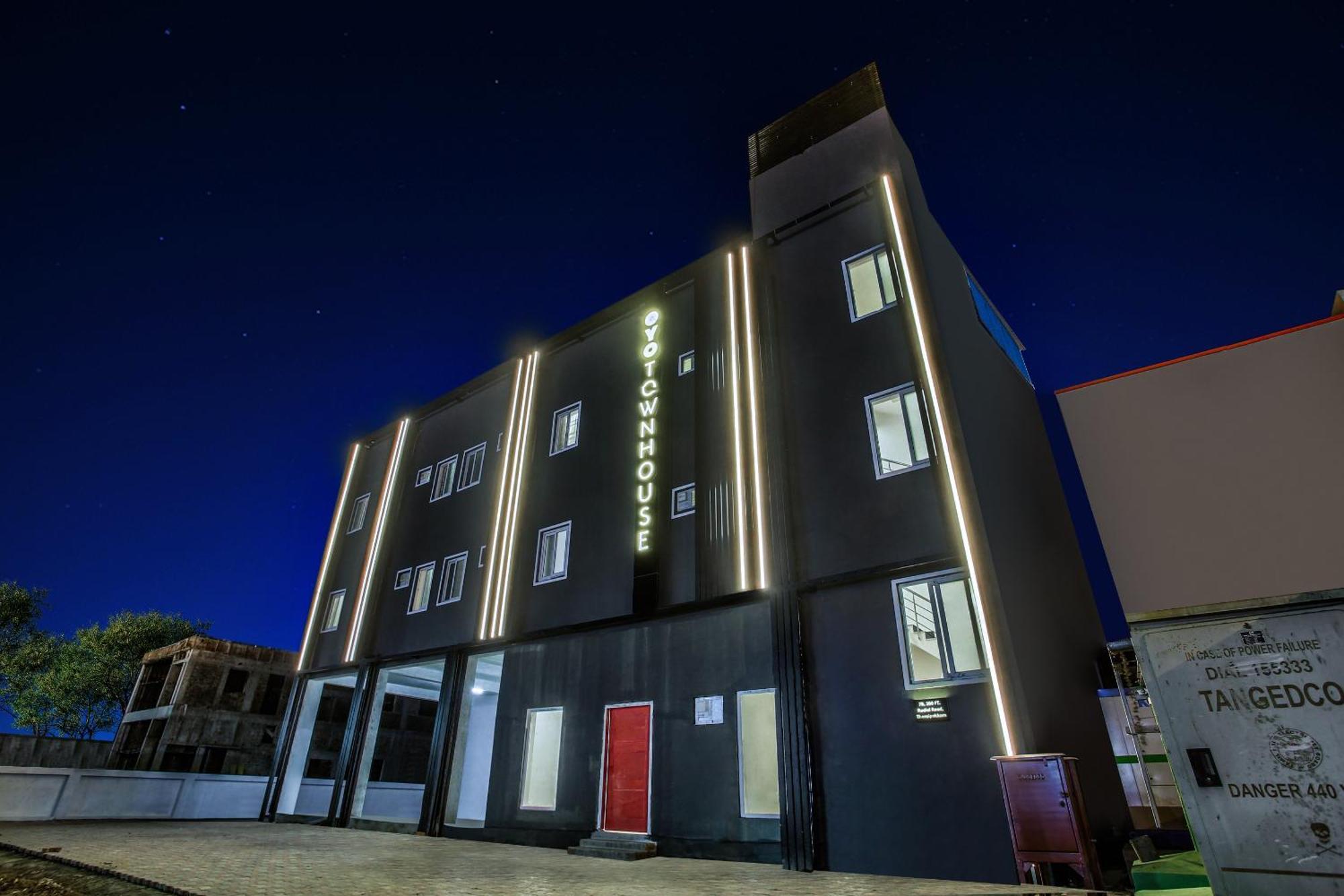 Super Townhouse Xotel Ченнаї Екстер'єр фото