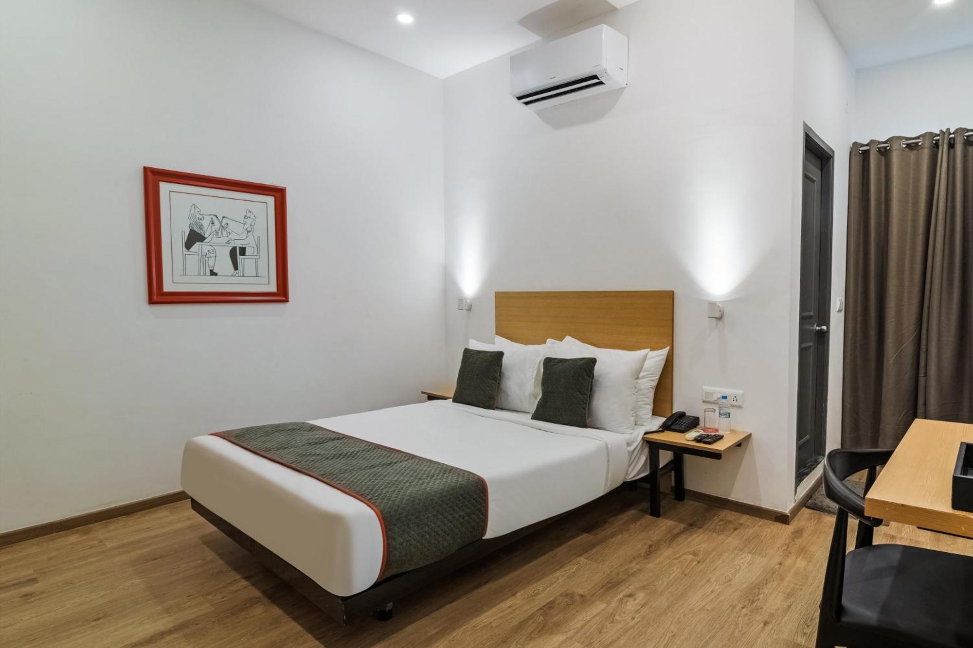 Super Townhouse Xotel Ченнаї Екстер'єр фото