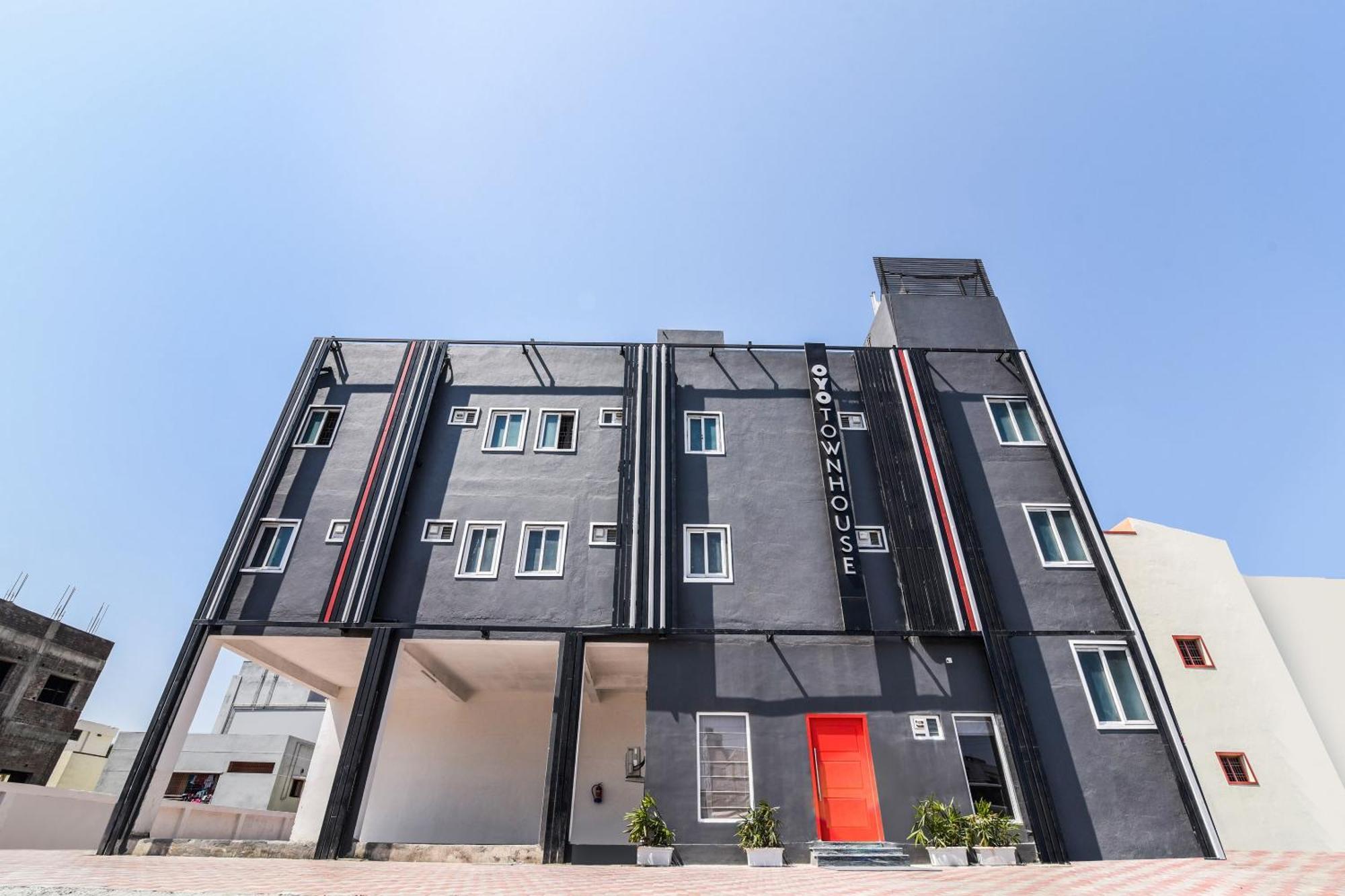 Super Townhouse Xotel Ченнаї Екстер'єр фото
