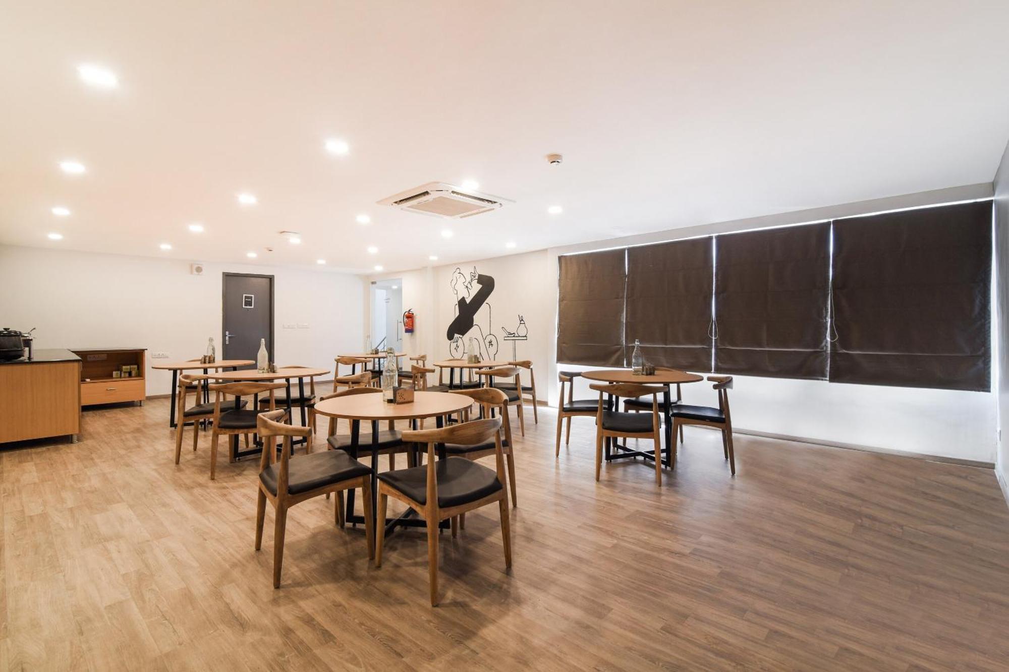 Super Townhouse Xotel Ченнаї Екстер'єр фото